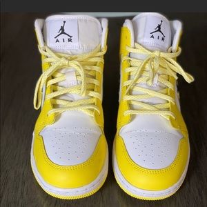 NWT Nike Air Jordan 1 Mid